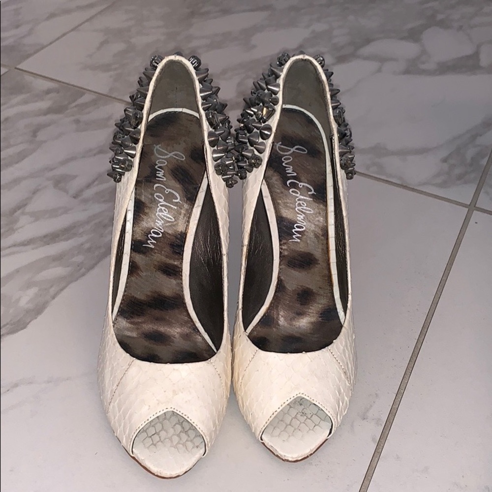 Sam Edelman pumps